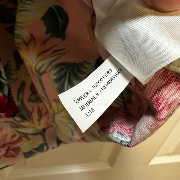 Beautiful Pink Hibiscus Ralph Lauren short sleeve cotton button-down shirt! - Picture 3 of 7